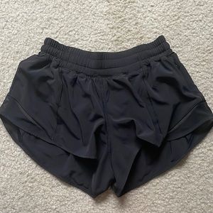 Lululemon Hotty Hot Running shorts